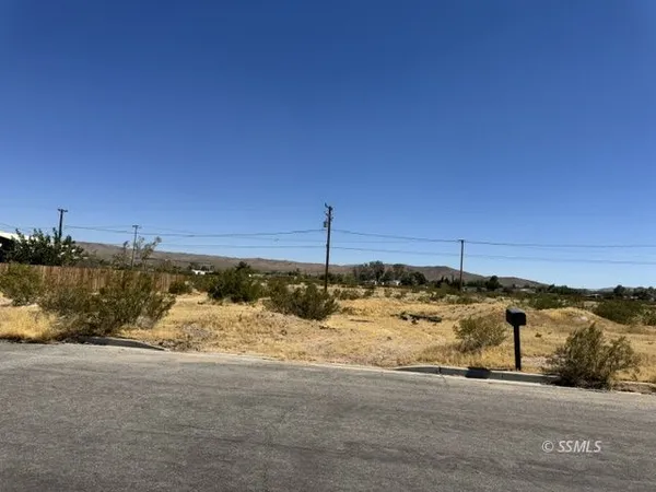 $15,000 | 81-343-14 West Coronado Avenue, Ridgecrest, CA 93555