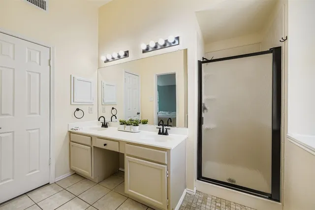 $399,900 | 8223 Monona Avenue, Austin, TX 78717