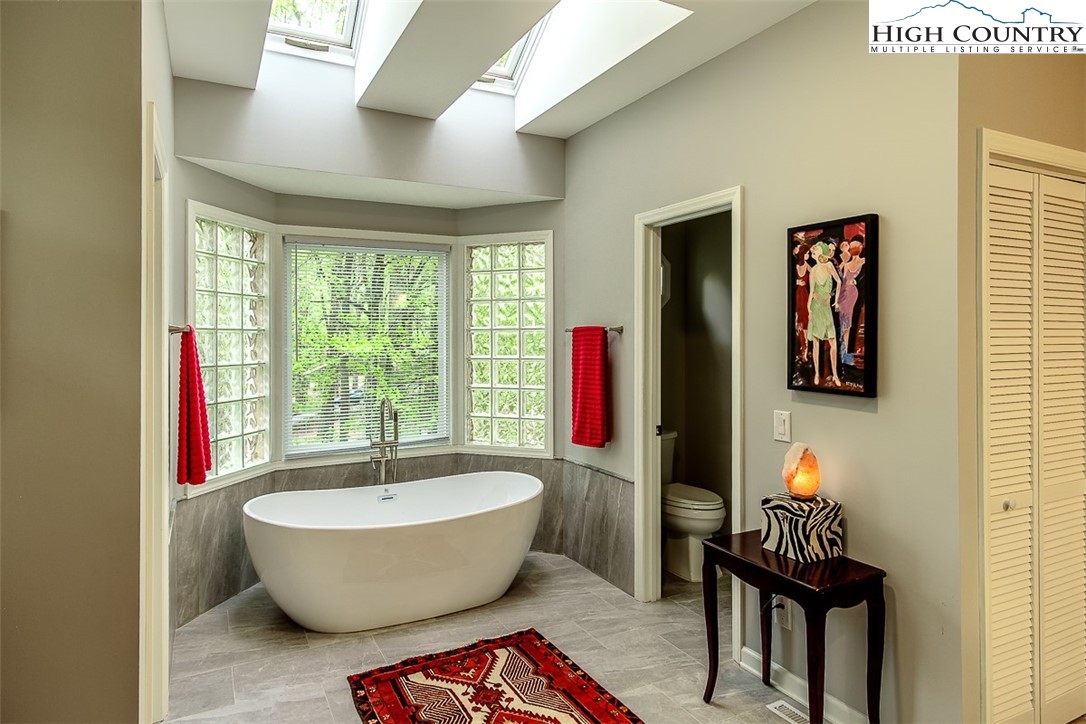 190 Ridge Road Glade Valley, NC 28627 - Photo 13 of 34 Gallery Image 13