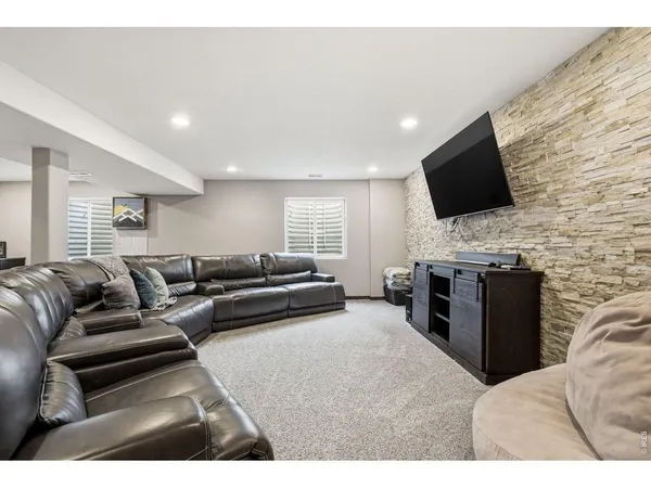 $1,095,000 | 123 Falcon Lane, Lyons, CO 80540