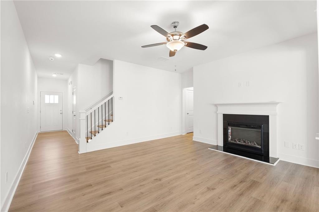 2469 Honey Way Conyers, GA 30013 - Photo 7 of 36