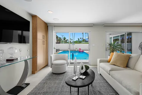 $2,200,000 | 1190 South Calle De Maria, Palm Springs, CA 92264