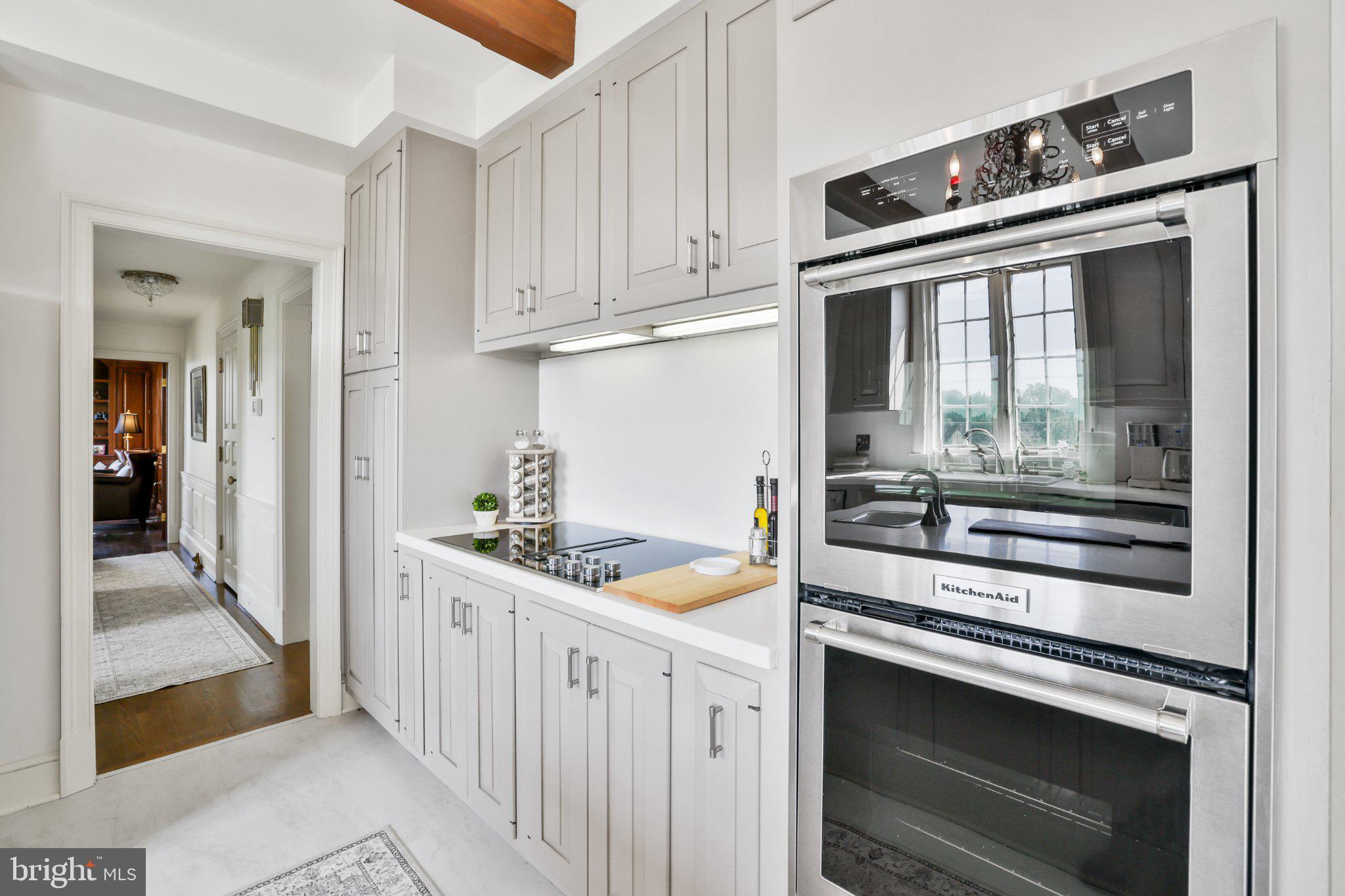 3830 Zulla Road The Plains, VA 20198 - Photo 16 of 79 Double ovens and 6 burner electric cooktop
