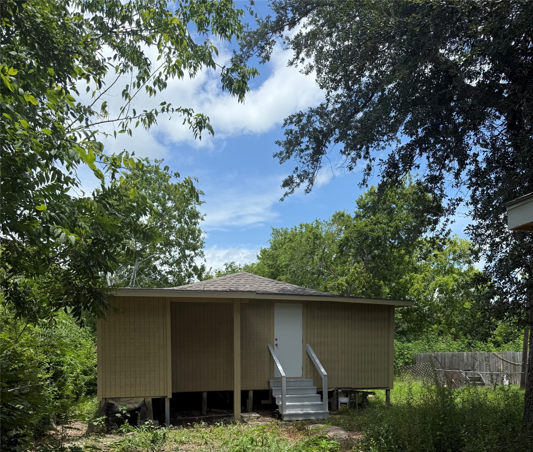 413 3rd Street Van Vleck, TX 77482 - Photo 24 of 27 SHED WITH LOCKING DOOR