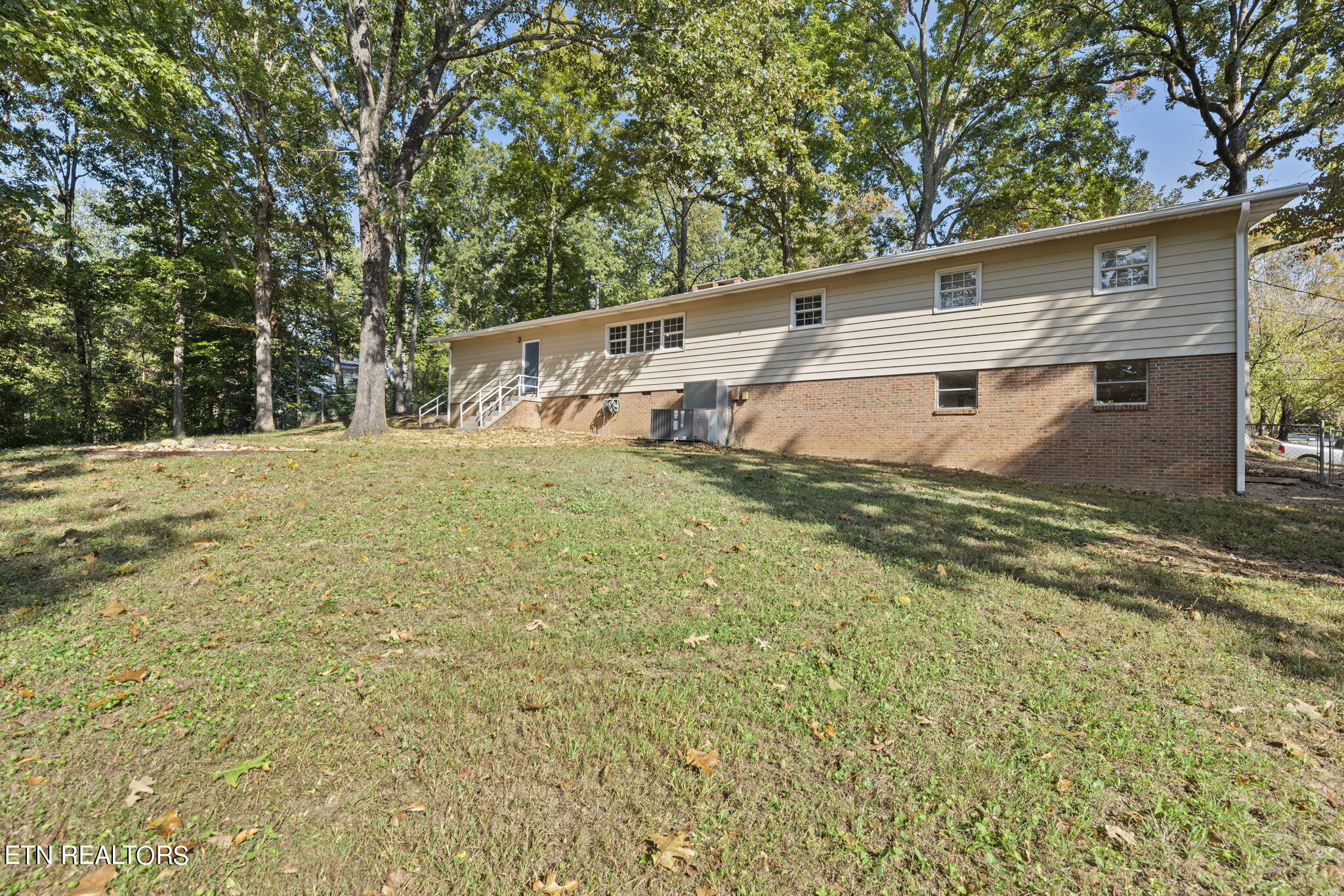 101 Morgan Road Oak Ridge, TN 37830 - Photo 38 of 39 39-web-or-mls-Mrgn101 (91)