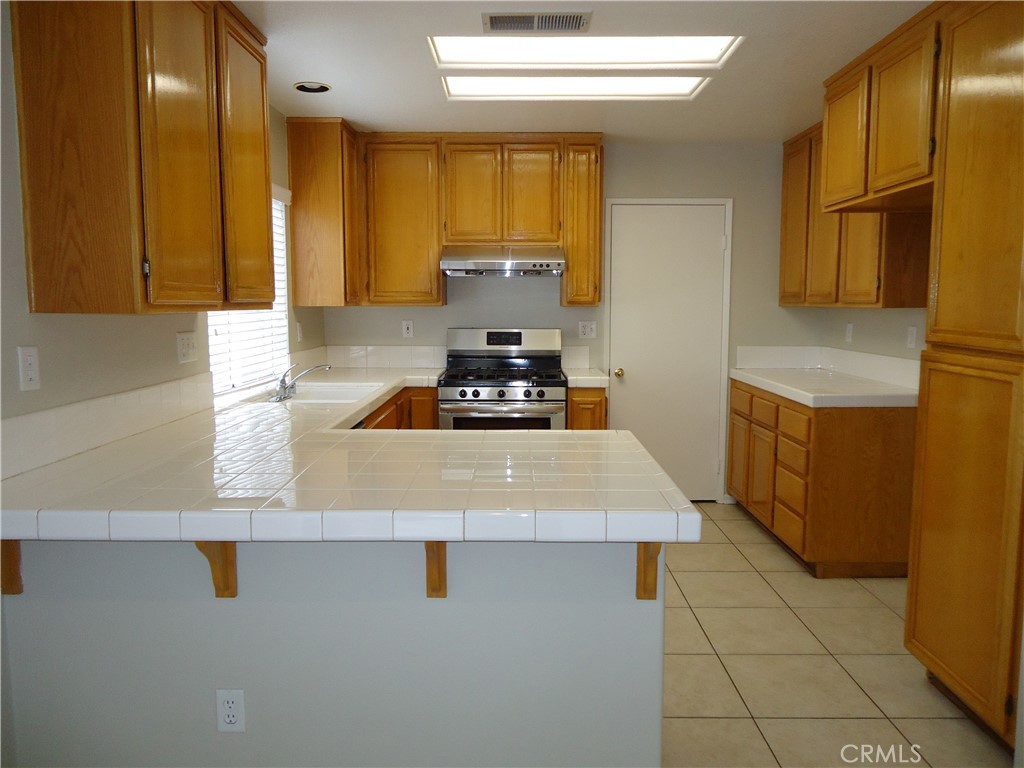 6032 Kendrick Drive Riverside, CA 92507 - Photo 11 of 24