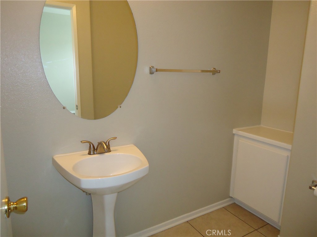 6032 Kendrick Drive Riverside, CA 92507 - Photo 6 of 24