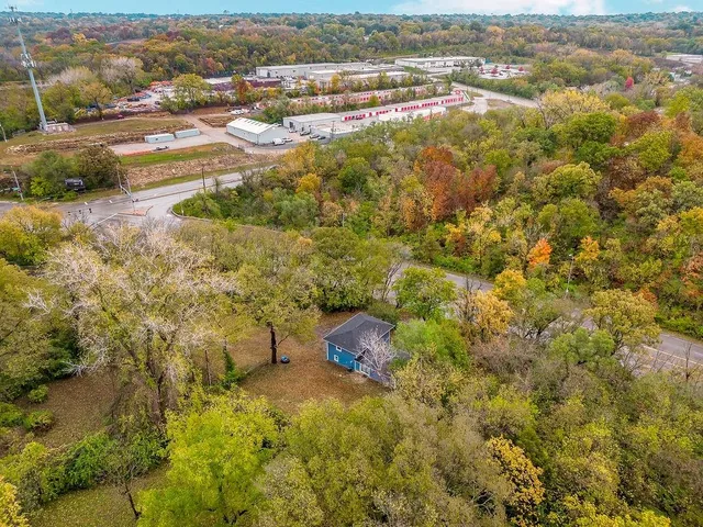 $220,000 | 4812 Blue Ridge Cutoff, Kansas City, MO 64129