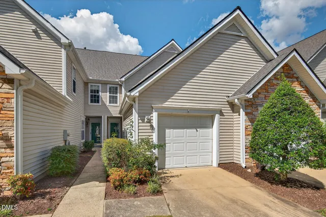 $297,000 | 408 Intern Way, Durham, NC 27713