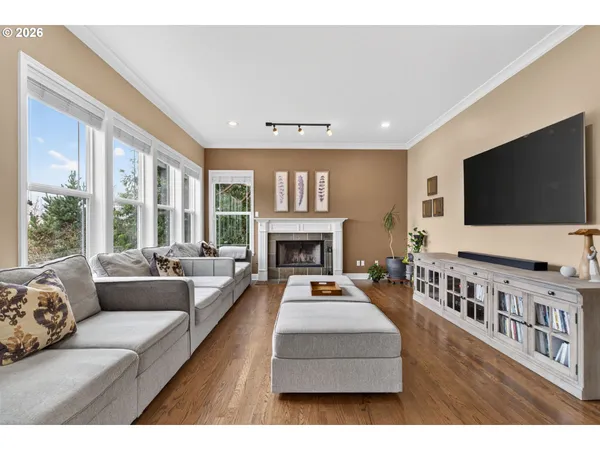 $1,200,000 | 14302 Northwest Dunbar Lane, Portland, OR 97231