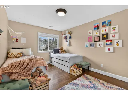 $1,200,000 | 14302 Northwest Dunbar Lane, Portland, OR 97231