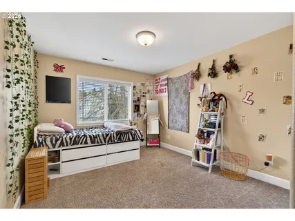 $1,200,000 | 14302 Northwest Dunbar Lane, Portland, OR 97231