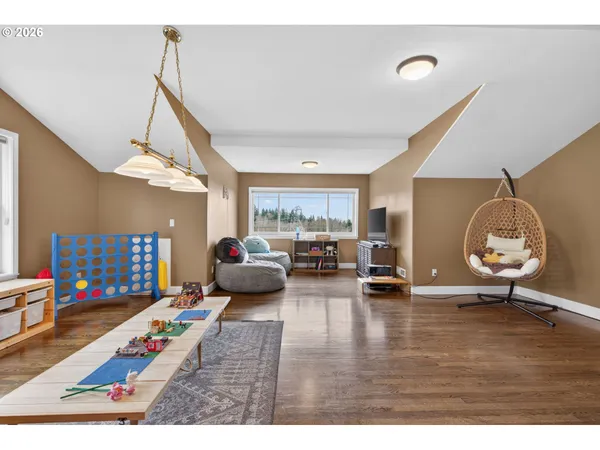 $1,200,000 | 14302 Northwest Dunbar Lane, Portland, OR 97231