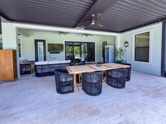 $4,399,000 | 8208 Southeast Red Root Way, Jupiter, FL 33458