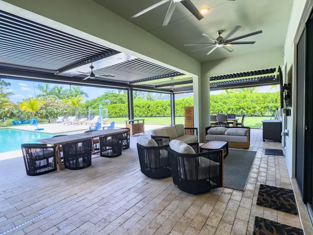 $4,399,000 | 8208 Southeast Red Root Way, Jupiter, FL 33458