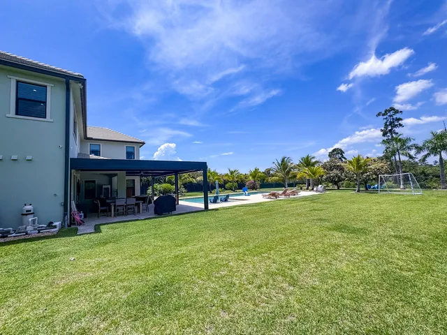 $4,399,000 | 8208 Southeast Red Root Way, Jupiter, FL 33458