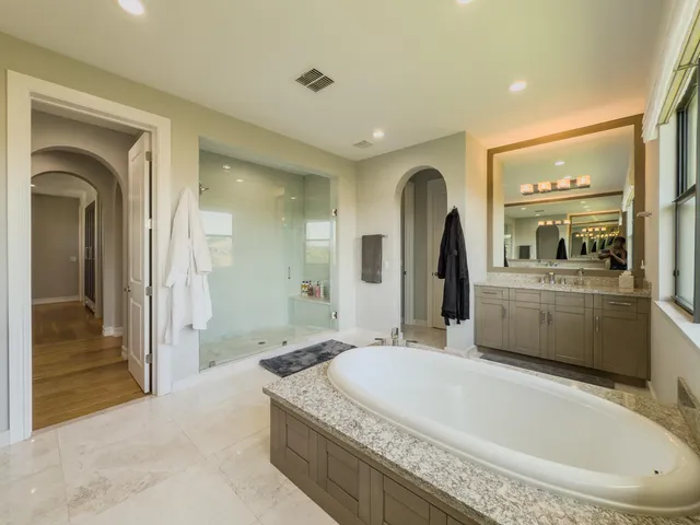 $4,399,000 | 8208 Southeast Red Root Way, Jupiter, FL 33458