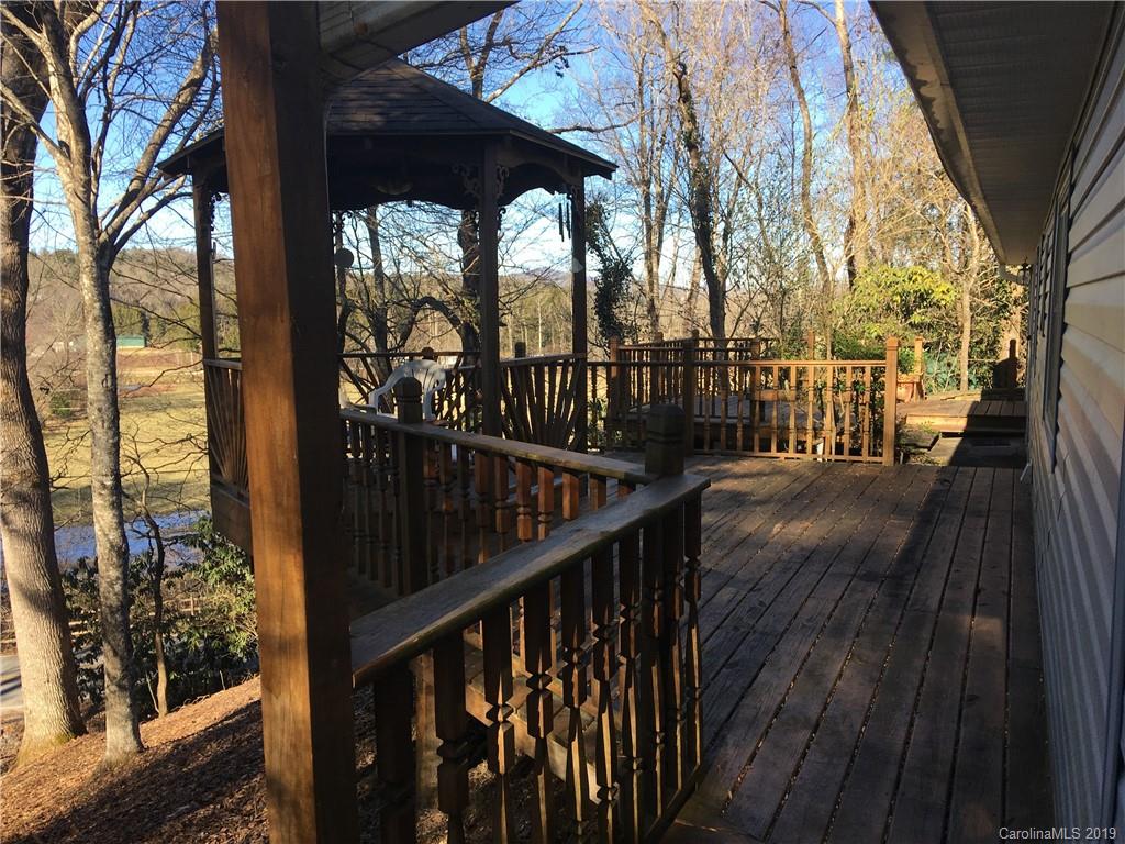 91 Stewart Road Brevard, NC 28712 - Photo 3 of 18 Gallery Image 3