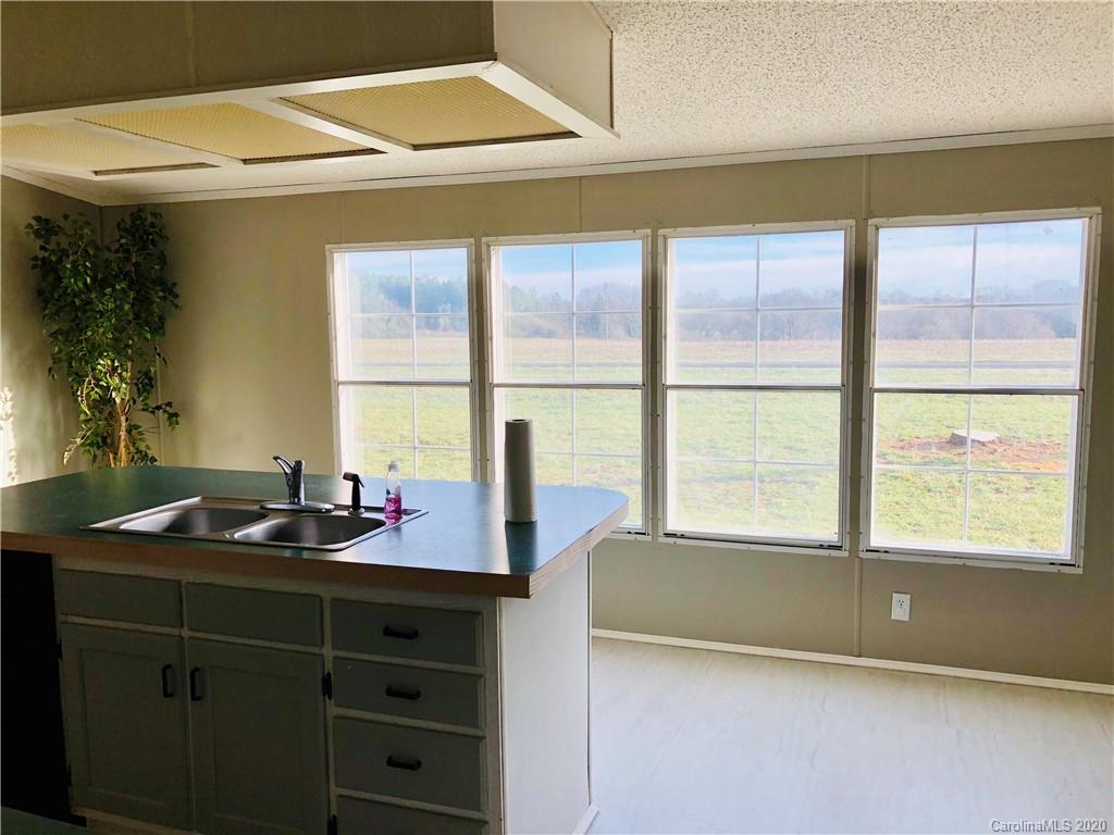 242 Lindsey Farm Road Stony Point, NC 28678 - Photo 10 of 31 Gallery Image 10