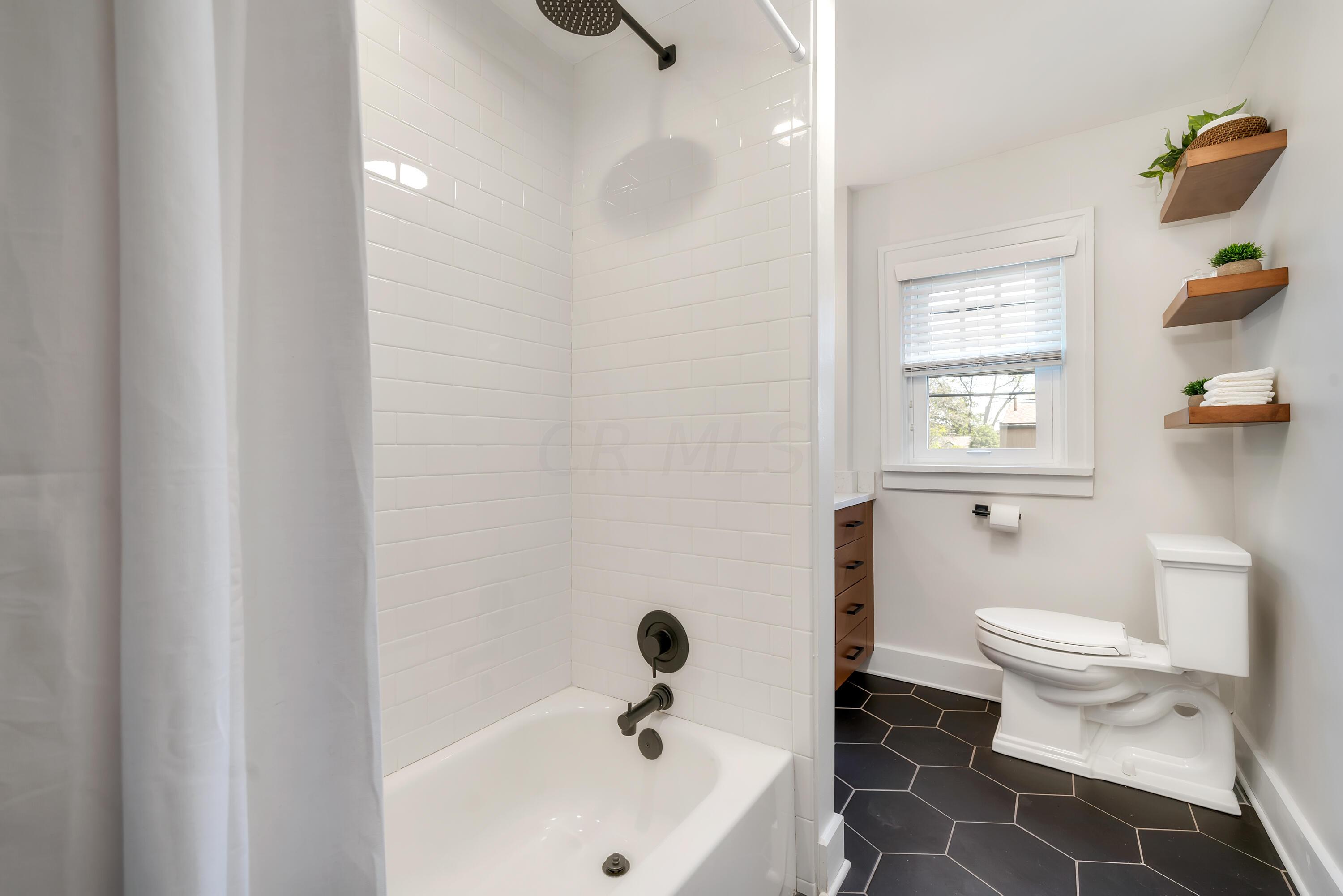 2780 Welsford Road Columbus, OH 43221 - Photo 51 of 72