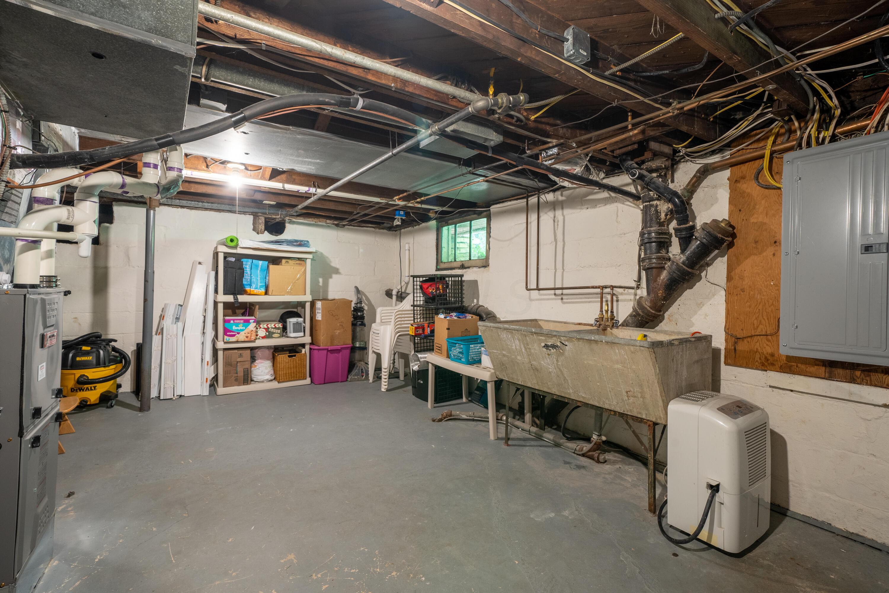 2780 Welsford Road Columbus, OH 43221 - Photo 54 of 72