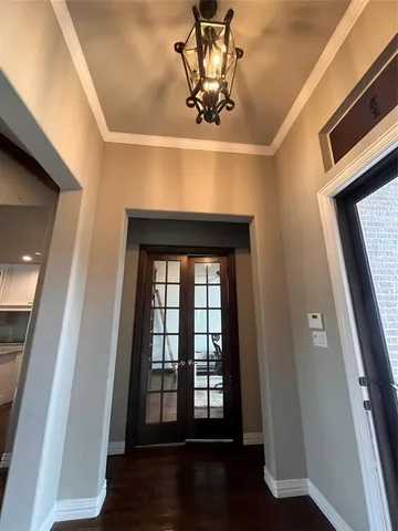 a view of entryway with a front door