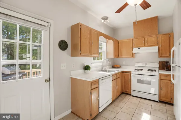 $275,000 | 1318 Hampshire Drive, Unit D, Frederick, MD 21702