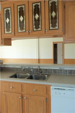 7556 Murfreesboro Road Lebanon, TN 37090 - Photo 4 of 19 Beautiful cabinets