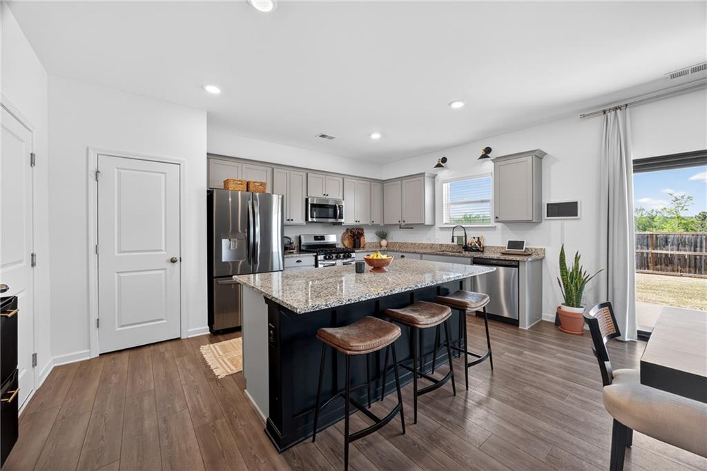 845 Delft Way Hampton, GA 30228 - Photo 8 of 37