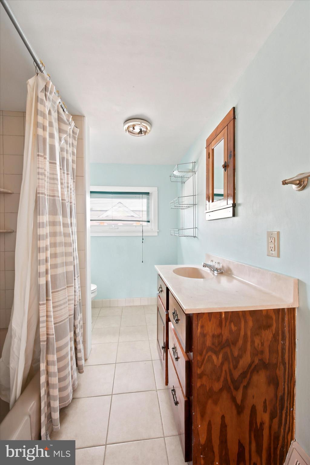 505 Darby Road Havertown, PA 19083 - Photo 40 of 45 Full Bathroom - 3rd Level