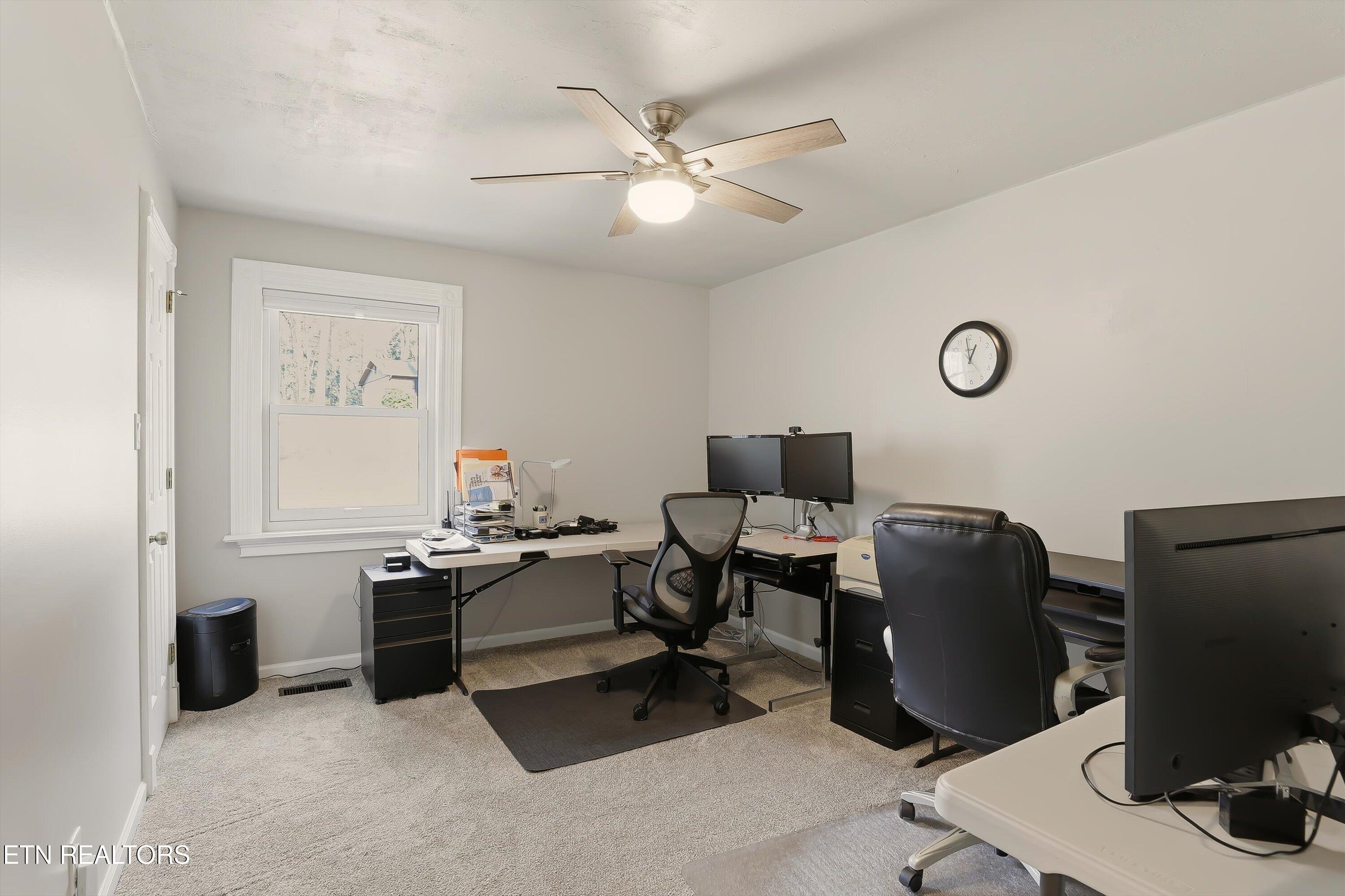 110 Hendrix Drive Oak Ridge, TN 37830 - Photo 19 of 33 Bedroom #2