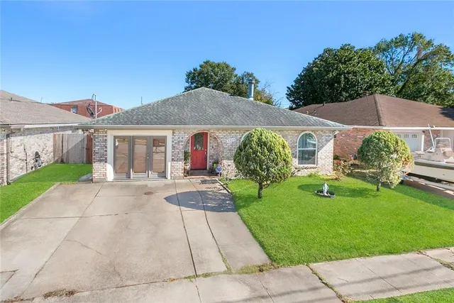 $300,000 | 4336 Delaware Avenue, Kenner, LA 70065