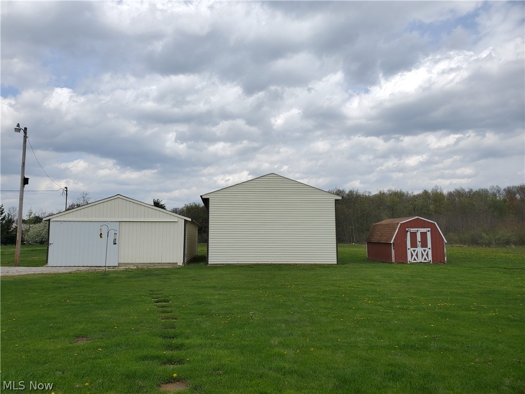 9089 West Smith Road Litchfield, OH 44253 - Photo 2 of 32 Gallery Image 2