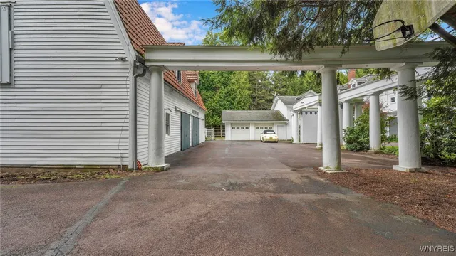 $1,400,000 | 29 Willets Avenue, Amity, NY 14813