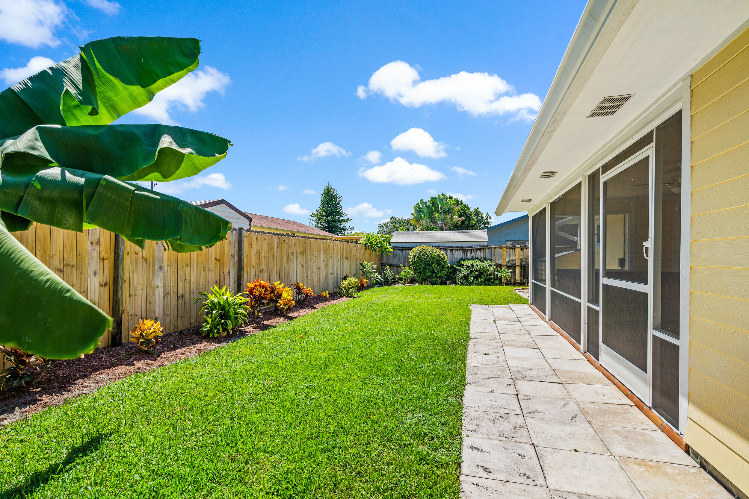 1890 Wheeler Road North Palm Beach, FL 33408 - Photo 18 of 23 Backyard