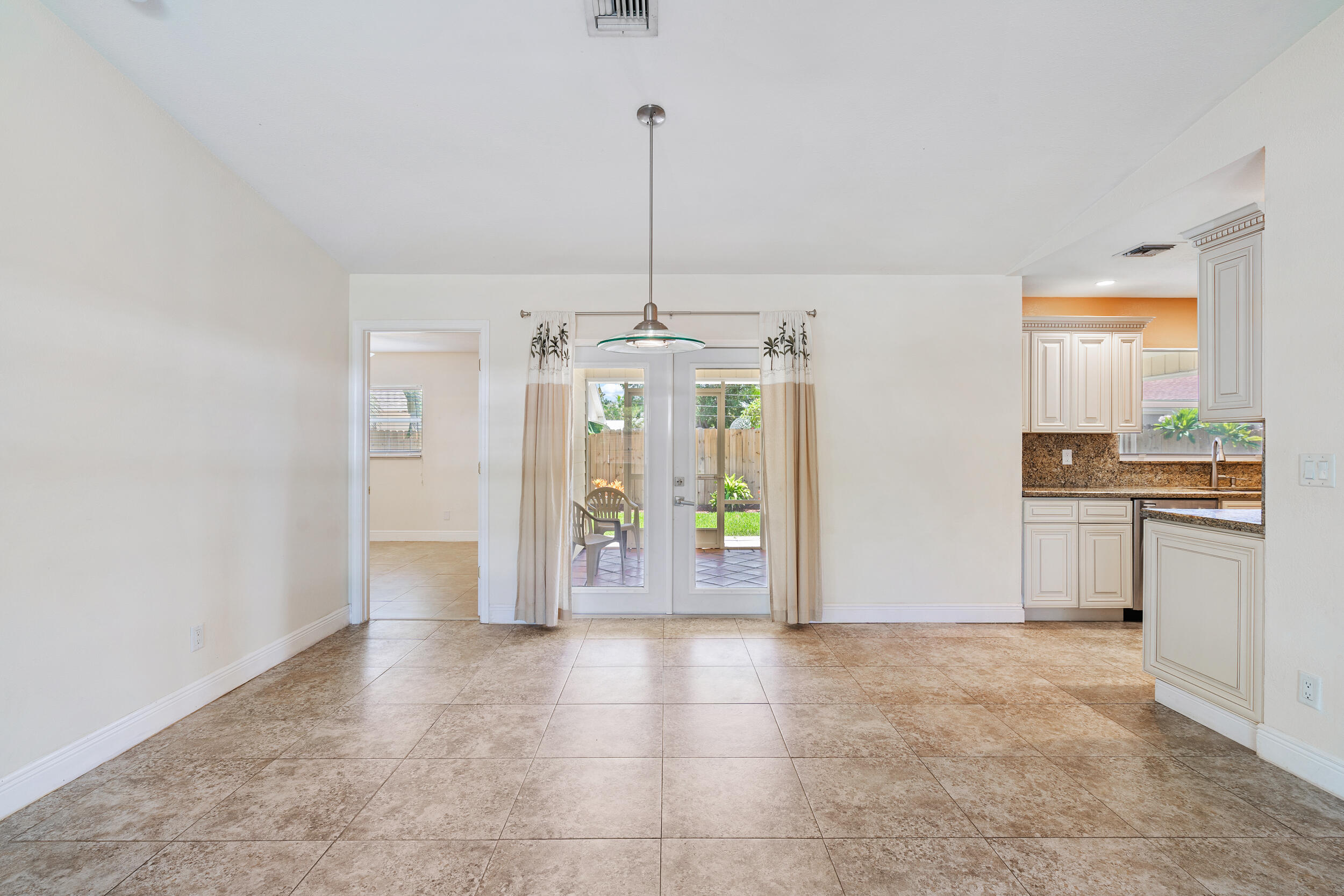 1890 Wheeler Road North Palm Beach, FL 33408 - Photo 5 of 23 Dining Area