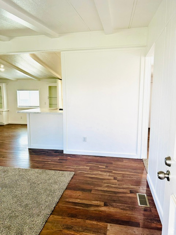 2600 North Hill Field Road North, Unit 27 Layton, UT 84041 - Photo 11 of 39
