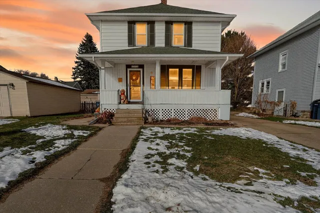 $214,900 | 1513 Carrington Street, Janesville, WI 53545