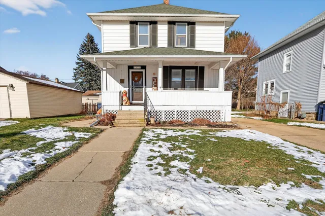 $214,900 | 1513 Carrington Street, Janesville, WI 53545