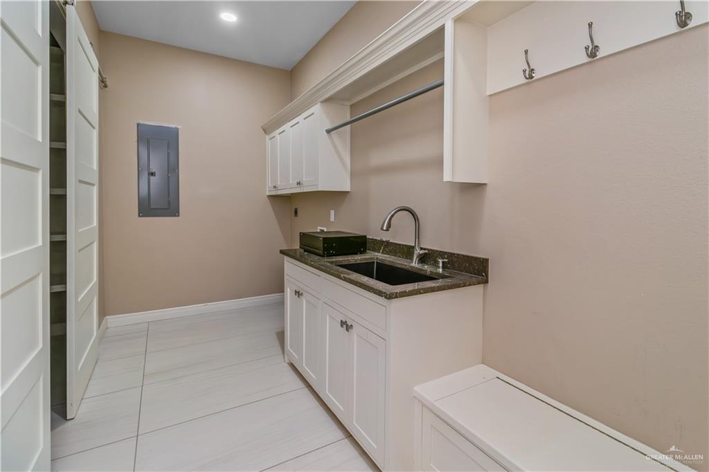 2907 North Jackson Road Edinburg, TX 78541 - Photo 8 of 22