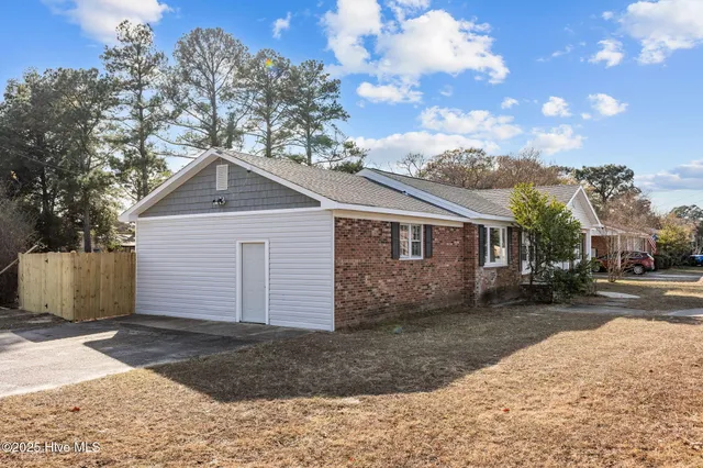 $359,900 | 3819 Cumberland Road, Fayetteville, NC 28306