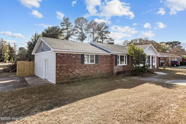 $359,900 | 3819 Cumberland Road, Fayetteville, NC 28306