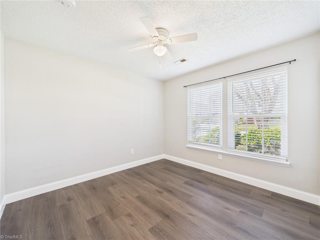 2126 Carlisle Way High Point, NC 27265 - Photo 15 of 28 Gallery Image 15