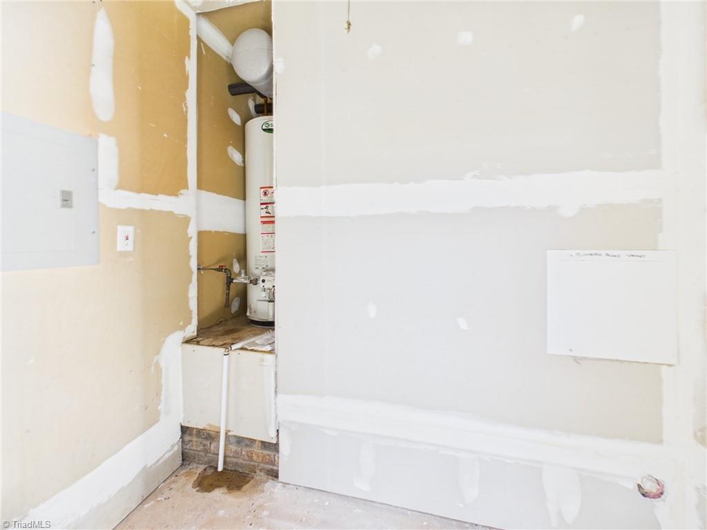 2126 Carlisle Way High Point, NC 27265 - Photo 22 of 28 Gallery Image 22