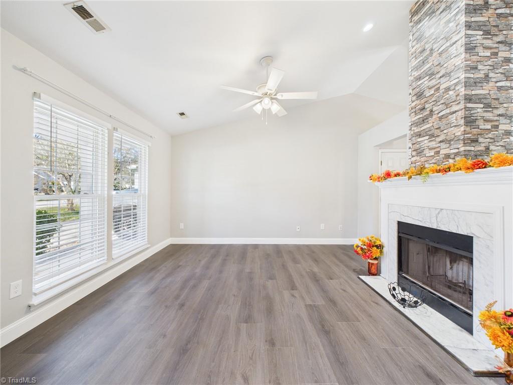 2126 Carlisle Way High Point, NC 27265 - Photo 5 of 28 Gallery Image 5