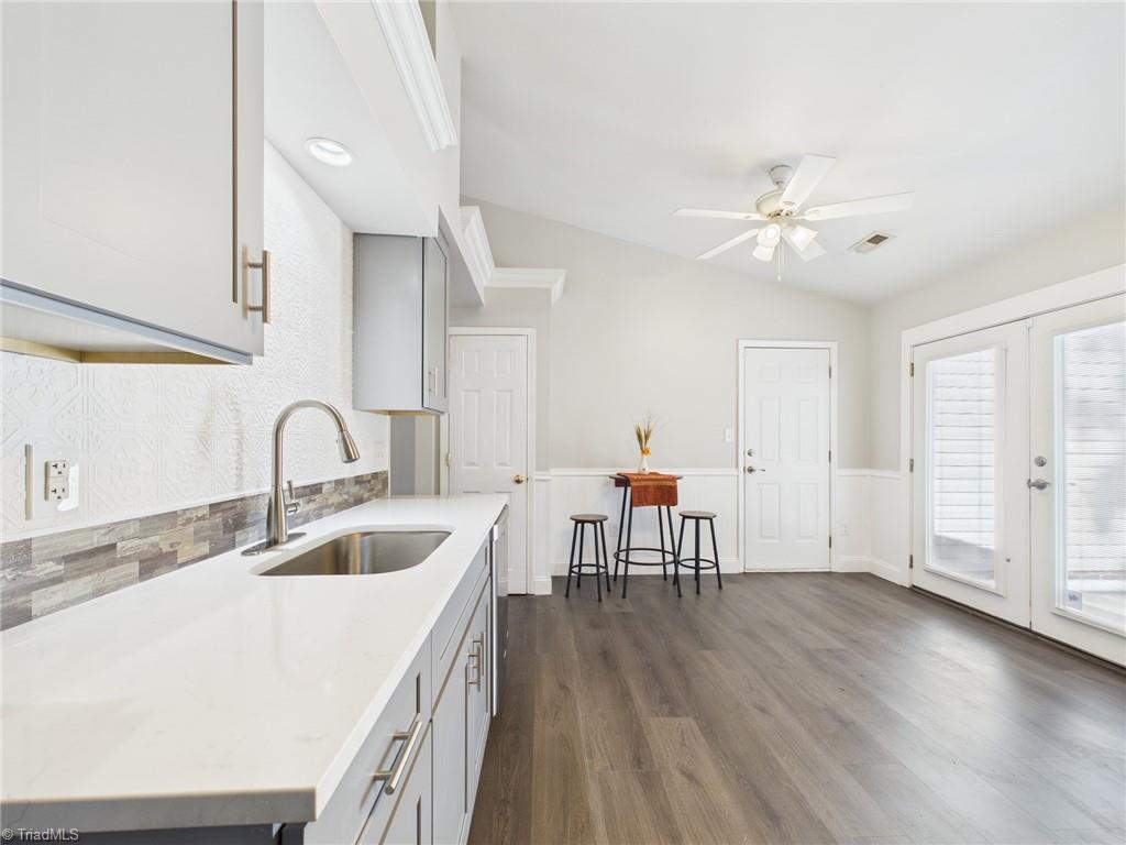 2126 Carlisle Way High Point, NC 27265 - Photo 9 of 28 Gallery Image 9