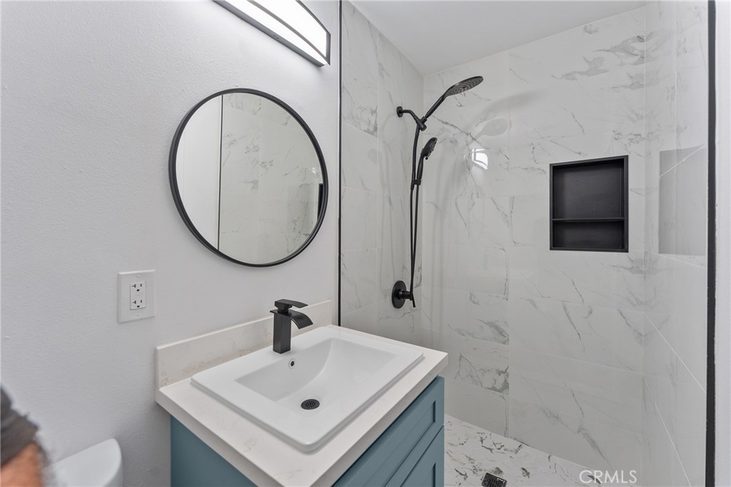 109 South Joyce Avenue Rialto, CA 92376 - Photo 15 of 40
