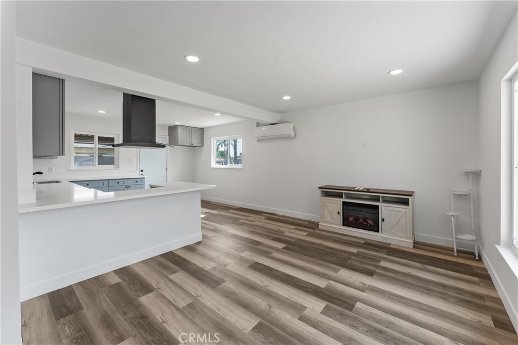 109 South Joyce Avenue Rialto, CA 92376 - Photo 6 of 40
