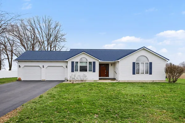 $325,000 | 665 South E Avenue, Athens, MI 49011