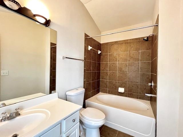 1369 Thornborough Drive Alpharetta, GA 30004 - Photo 13 of 15